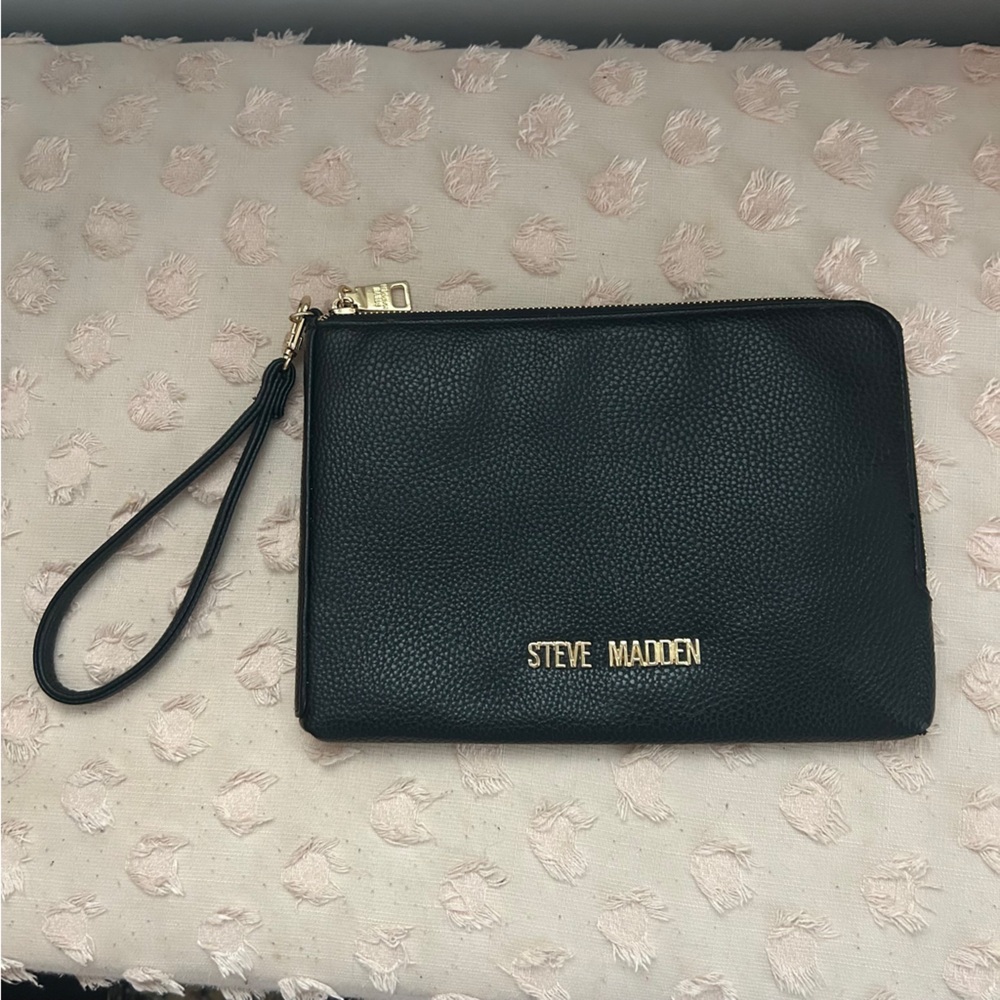 Steve Madden Wristlet Clutch Black OS